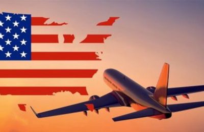 Máy bay và quốc kỳ Mỹ